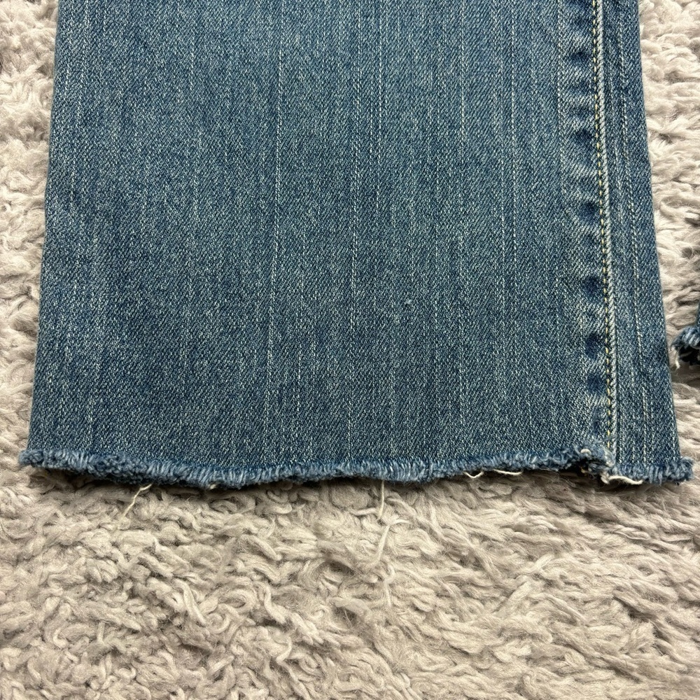 Levi's Jeans Womens 8 Long 505 Straight Leg Vintage Light Wash Raw Hem Frayed - Picture 4 of 6